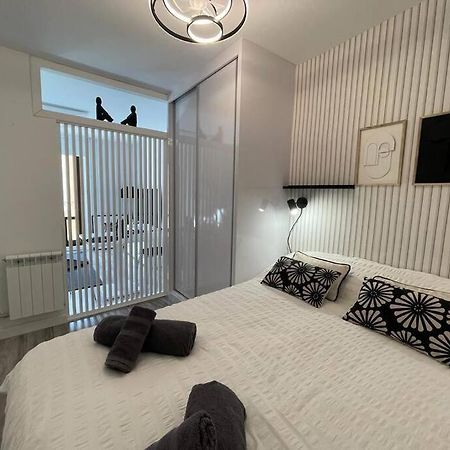 Urban Home By Unique Rooms Burgos Exterior photo